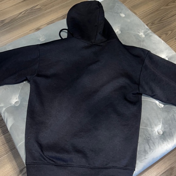 Black zip up - Picture 4 of 4